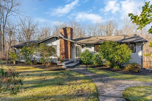 5 Jennifer Ln, Warren, NJ, 07059-6913 | Card Image