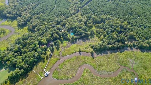 21407 Old Neck Rd, Charles City, VA, 23030-4127 | Card Image