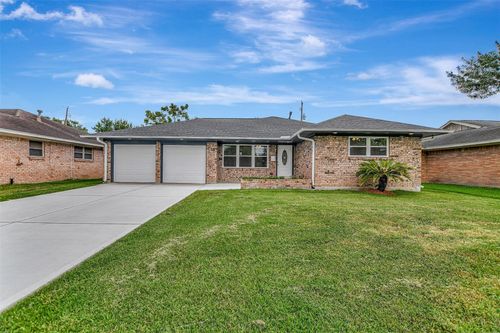 2505 Dewberry Ln, Pasadena, TX, 77502-5326 | Card Image