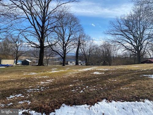 11412 Chestnut Ave, MOUNT UNION, PA, 17066-8601 | Card Image