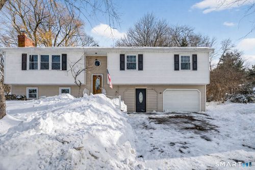 133 Haddad Rd, Waterbury, CT, 06708-1897 | Card Image