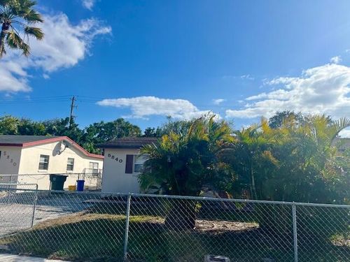 5840 S 38th Ct, Greenacres, FL, 33463-4724 | Card Image