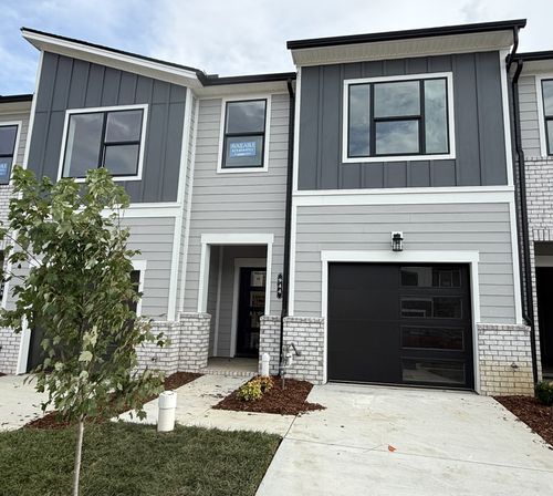 944 Tellico St, Gallatin, TN, 37066-6286 | Card Image