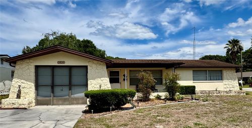 2826 Raven Dr, HOLIDAY, FL, 34690-2921 | Card Image