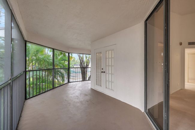 APT-1005 - 7509 Glendevon Ln, Condo with 2 bedrooms, 2 bathrooms and null parking in Delray Beach FL | Image 7