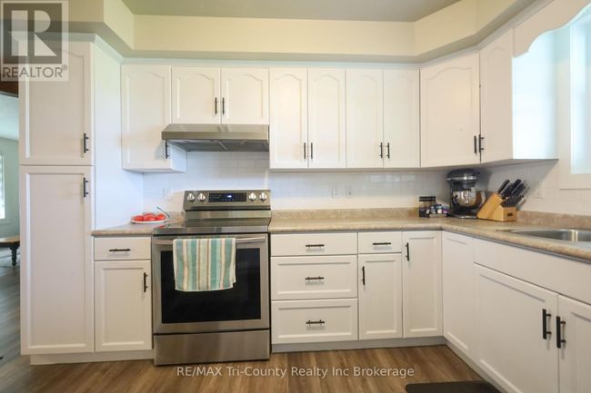 1728 1 St Concession Rd Enr, House other with 3 bedrooms, 2 bathrooms and 14 parking in Langton ON | Image 14