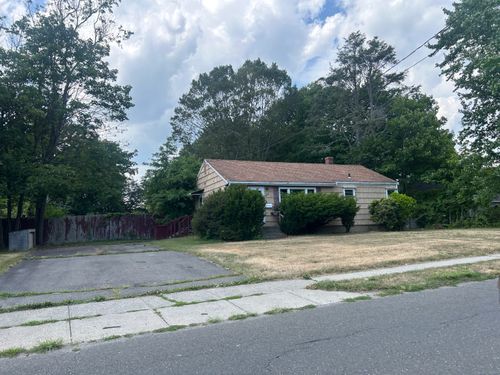 864 Milford Point Rd, Milford, CT, 06460-5122 | Card Image