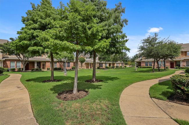 2740 Olympic Park Dr, Townhouse with 2 bedrooms, 3 bathrooms and null parking in Grand Prairie TX | Image 30
