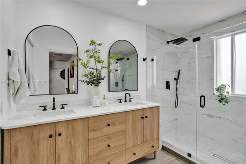 1381 Sago Ln, Weston, FL, 33327-1628 | Card Image