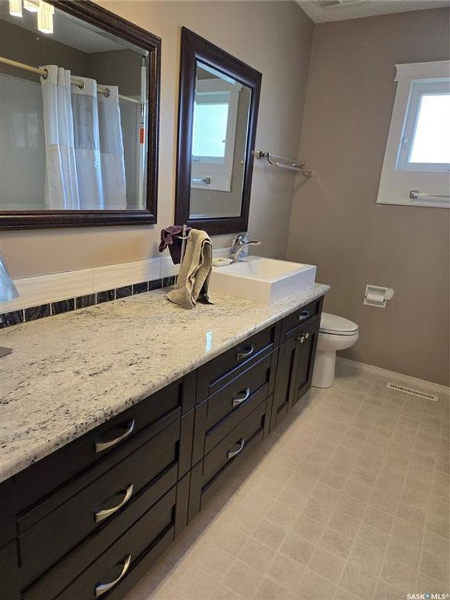 314 Milden St, House other with 5 bedrooms, 3 bathrooms and 7 parking in Conquest SK | Image 14