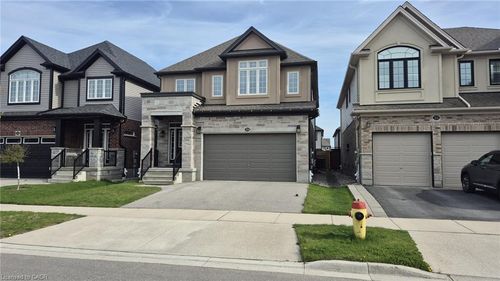 304 Sedgewood Street, Kitchener, ON, N2P0J6 | Card Image