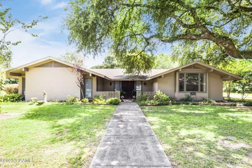 504 Demoncherveaux Blvd, Ville Platte, LA, 70586-5710 | Card Image