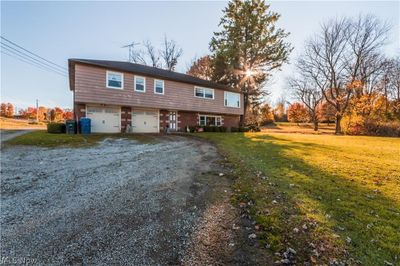 988 E Turkeyfoot Lake Road, House other with 3 bedrooms, 2 bathrooms and null parking in Green OH | Image 1