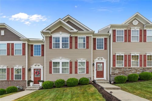 1503 Canterbury Dr, Imperial, PA, 15126-9187 | Card Image