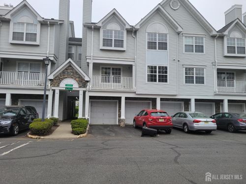 68 Prestwick Way, Edison, NJ, 08820-4688 | Card Image