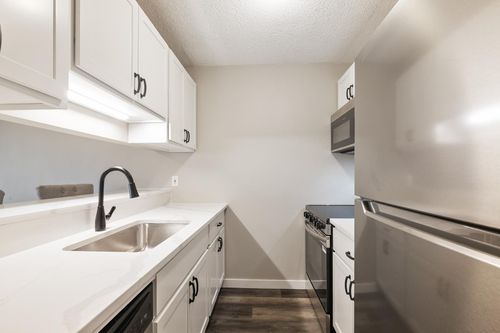apt-102-12968 Nicollet Ave, Burnsville, MN, 55337-3563 | Card Image