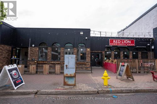 16 Cumberland St S, Thunder Bay, ON, P7B2T2 | Card Image