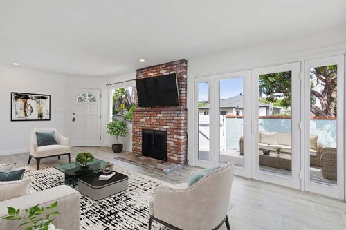 510 24th St, Manhattan Beach, CA, 90266-2207 | Card Image