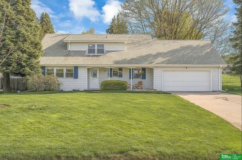 12079 Westover Rd, Omaha, NE, 68154-3065 | Card Image