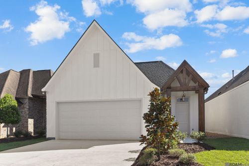41033 Galvez Trails Blvd, Prairieville, LA, 70769-5885 | Card Image