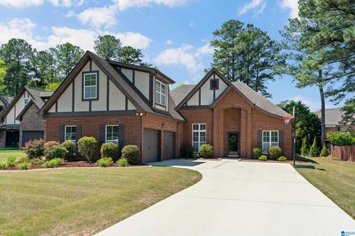 136 Seams Way, ALABASTER, AL, 35007-7686 | Card Image