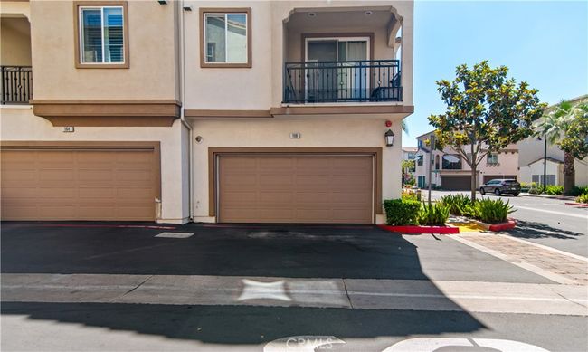168 Royal Way, Condo with 2 bedrooms, 3 bathrooms and 2 parking in Upland CA | Image 4