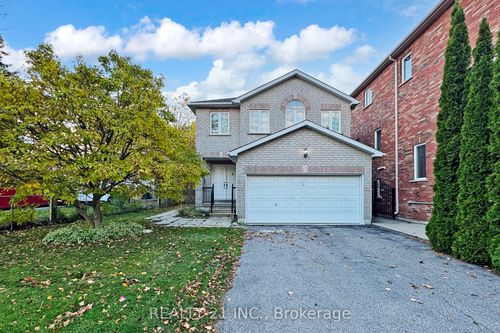 74 Brinloor Blvd, Scarborough, ON, M1M1L5 | Card Image