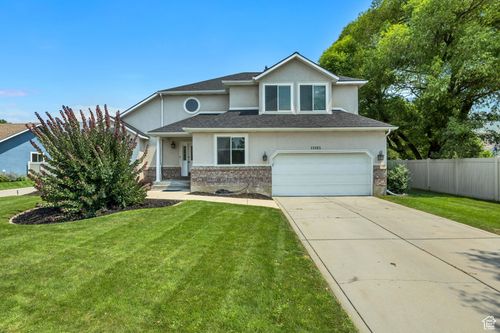 11065 S Longdale Cir, Sandy, UT, 84092-7014 | Card Image