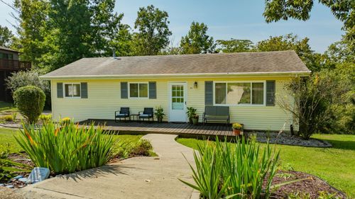 40 Canterbury Dr, Athens, OH, 45701 | Card Image
