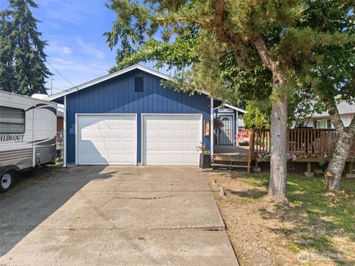 1710 W Young St, Elma, WA, 98541-9398 | Card Image
