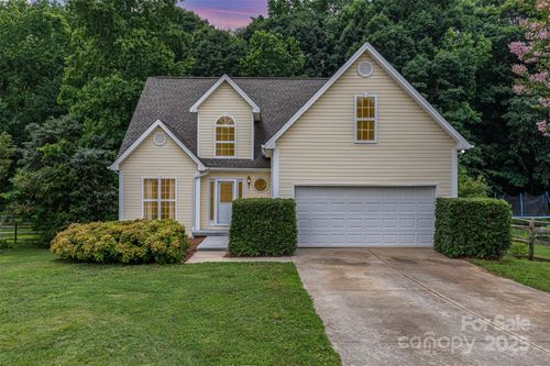 270 Kilmer Ln, Mooresville, NC, 28115-9080 | Card Image
