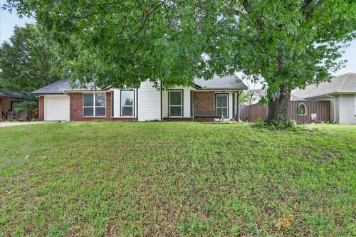 107 Garvin Way, Midlothian, TX, 76065-3044 | Card Image