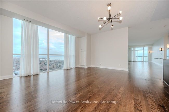 2102 - 1 Hurontario St, Condo with 2 bedrooms, 3 bathrooms and null parking in Mississauga ON | Image 17