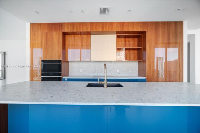 APT-1602 - 2655 S Bayshore Dr, Condo with 3 bedrooms, 5 bathrooms and null parking in Coconut Grove FL | Image 21
