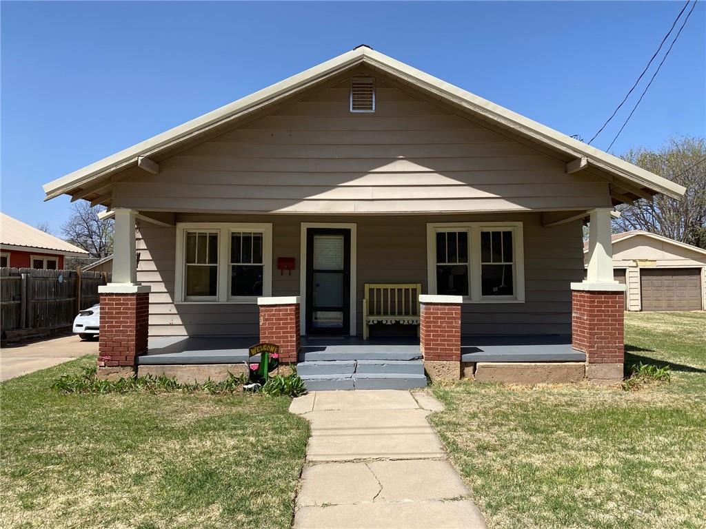 Harrison St, Mangum, OK 73554