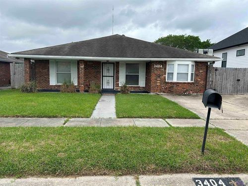 3404 Veronica Dr, Chalmette, LA, 70043-2426 | Card Image