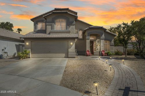 13888 W Wilshire Dr, Goodyear, AZ, 85395-2164 | Card Image