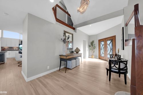 7418 Aqua Isle Dr, Clay, MI, 48001-4204 | Card Image