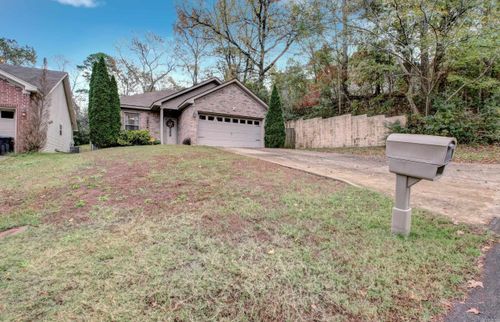 2911 Holt St, Little Rock, AR, 72204-4348 | Card Image
