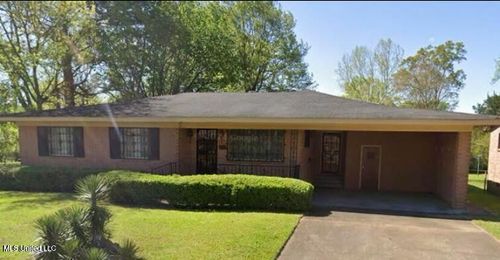 2111 Margaret W Alexander Dr, Jackson, MS, 39213-6408 | Card Image