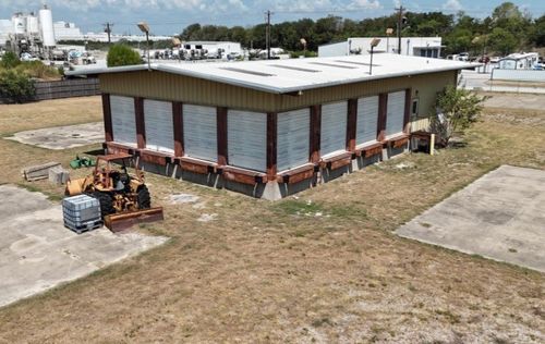 2929 Metro St, Denton, TX, 76207-4301 | Card Image