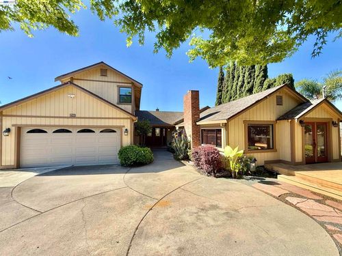 4429 James Ave, Castro Valley, CA, 94546-3532 | Card Image