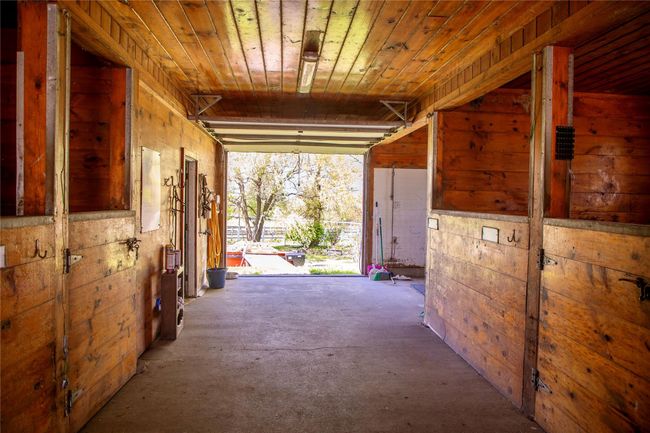 View of stable | Image 30