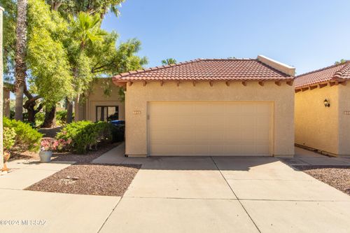 8448 E Corinthian Drive, Tucson, AZ, 85715 | Card Image