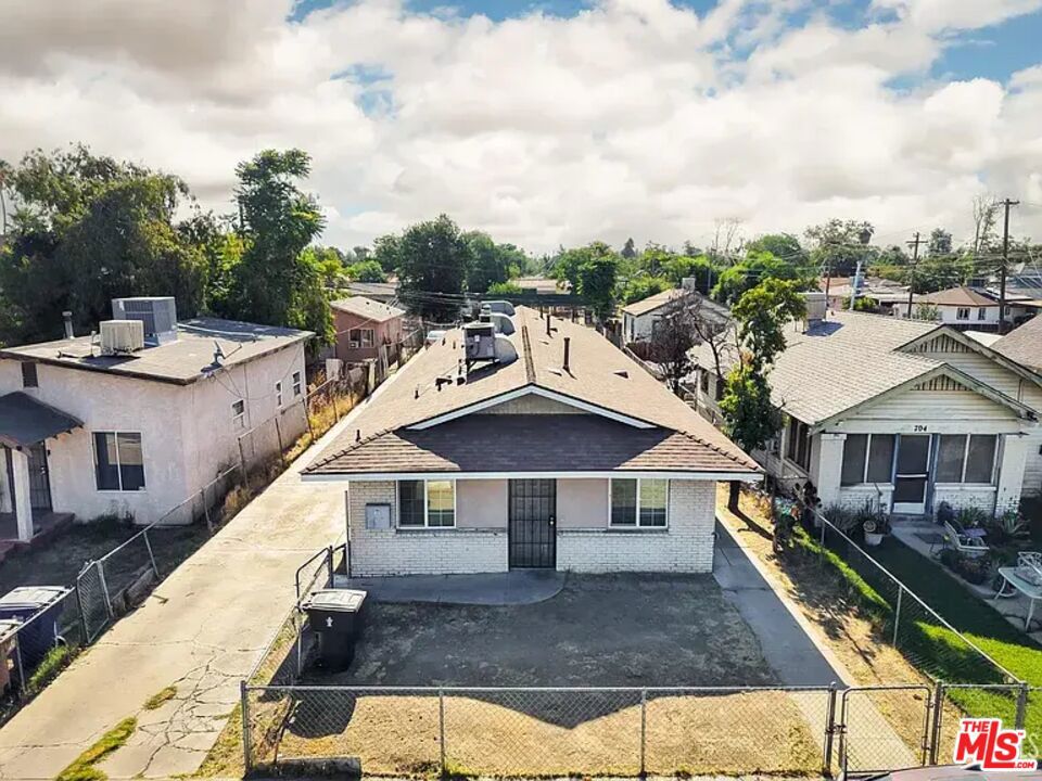 Residential Income in Bakersfield 4
