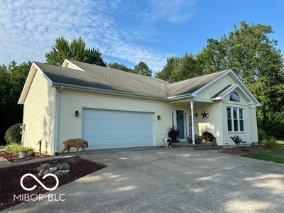 998 W Main Street W, House other with 4 bedrooms, 3 bathrooms and null parking in Westport IN | Image 2