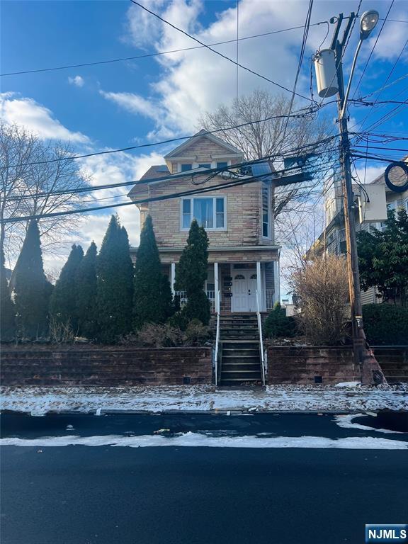 Residential Lease in Newark 5