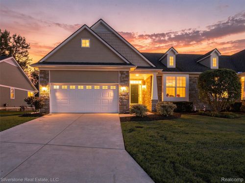 26705 Wilton Ct, New Hudson, MI, 48165-8079 | Card Image