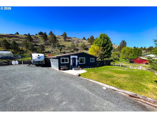 858 E Main St, John Day, OR, 97845-1272 | Card Image