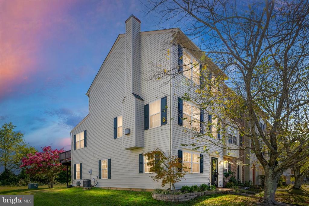 Clint Ln, Fredericksburg, VA 22405